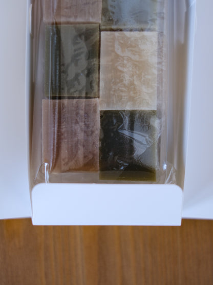 白餡・小豆・抹茶の3種を詰め合わせ！「こまか切羊羹」《小城羊羹》
